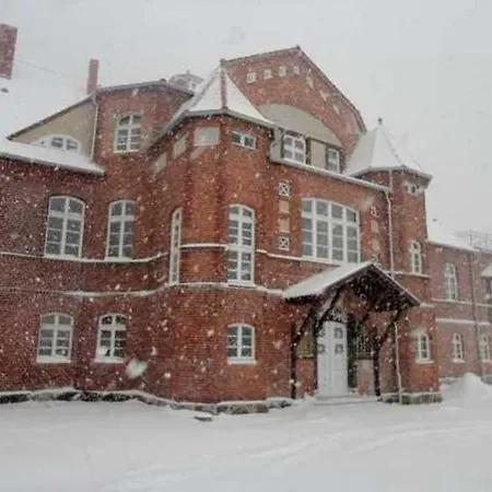 Schloss Puetnitz - Kanuspezial Ab 4 Ue 06 Jan Bis 29 April Appartamento Ribnitz-Damgarten