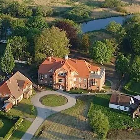 Schloss Puetnitz - Kanuspezial Ab 4 Ue 06 Jan Bis 29 April Lejlighed