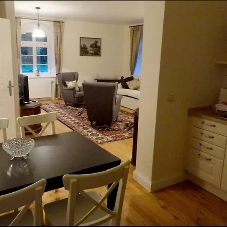 Schloss Puetnitz - Kanuspezial Ab 4 Ue 06 Jan Bis 29 April Lejlighed Ribnitz-Damgarten