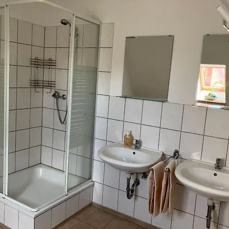 Schloss Puetnitz - Kanuspezial Ab 4 Ue 06 Jan Bis 29 April Ribnitz-Damgarten