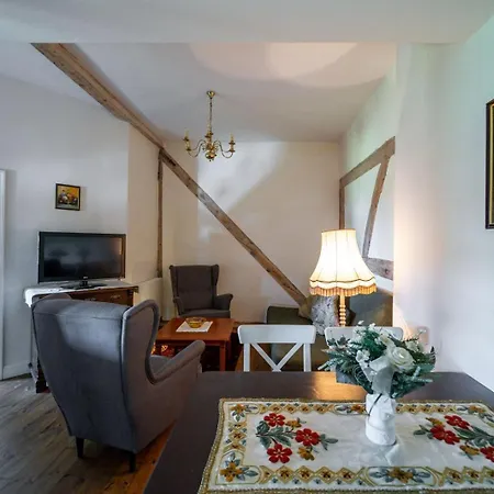 Schloss Puetnitz - Kanuspezial Ab 4 Ue 06 Jan Bis 29 April